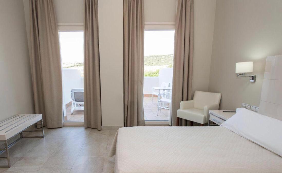 Hotel Atlántico Zahara de los Atunes Kültér fotó