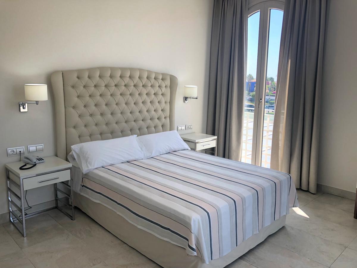 Hotel Atlántico Zahara de los Atunes Kültér fotó