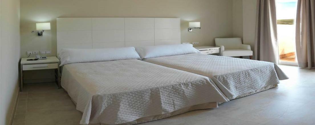 Hotel Atlántico Zahara de los Atunes Kültér fotó